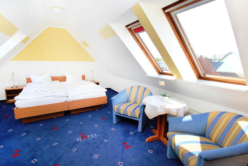 Hotel Pension Kirschstein Волгаст Екстериор снимка