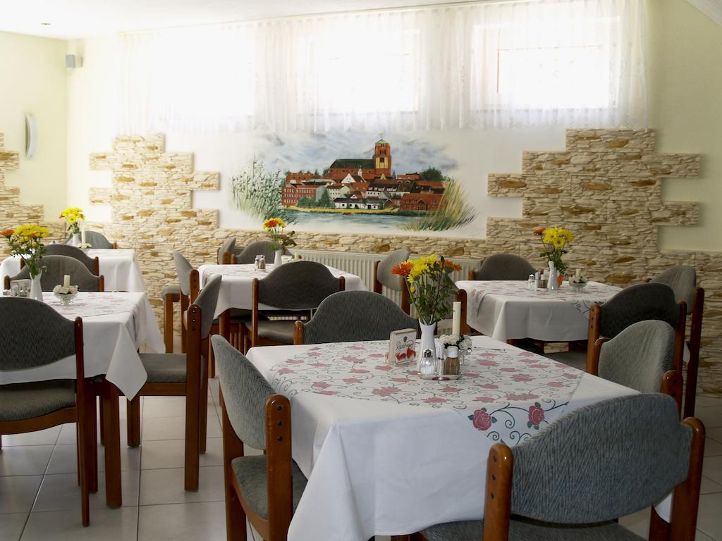 Hotel Pension Kirschstein Волгаст Екстериор снимка
